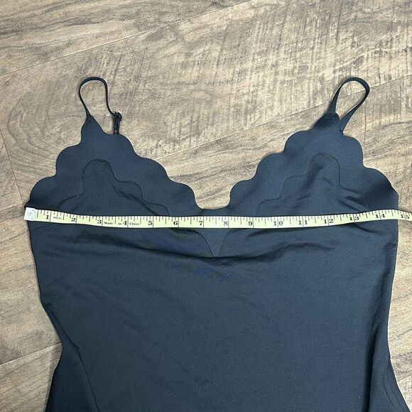 Black Scalloped Swimsuit Cheeky High Cut - Picture 2 of 8